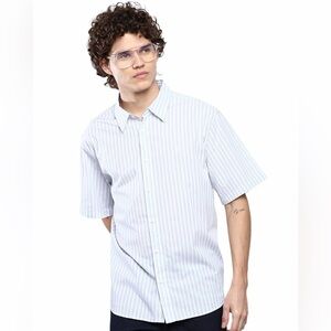 Calvin Klein Men's White Vertically Striped Shirt, Size M